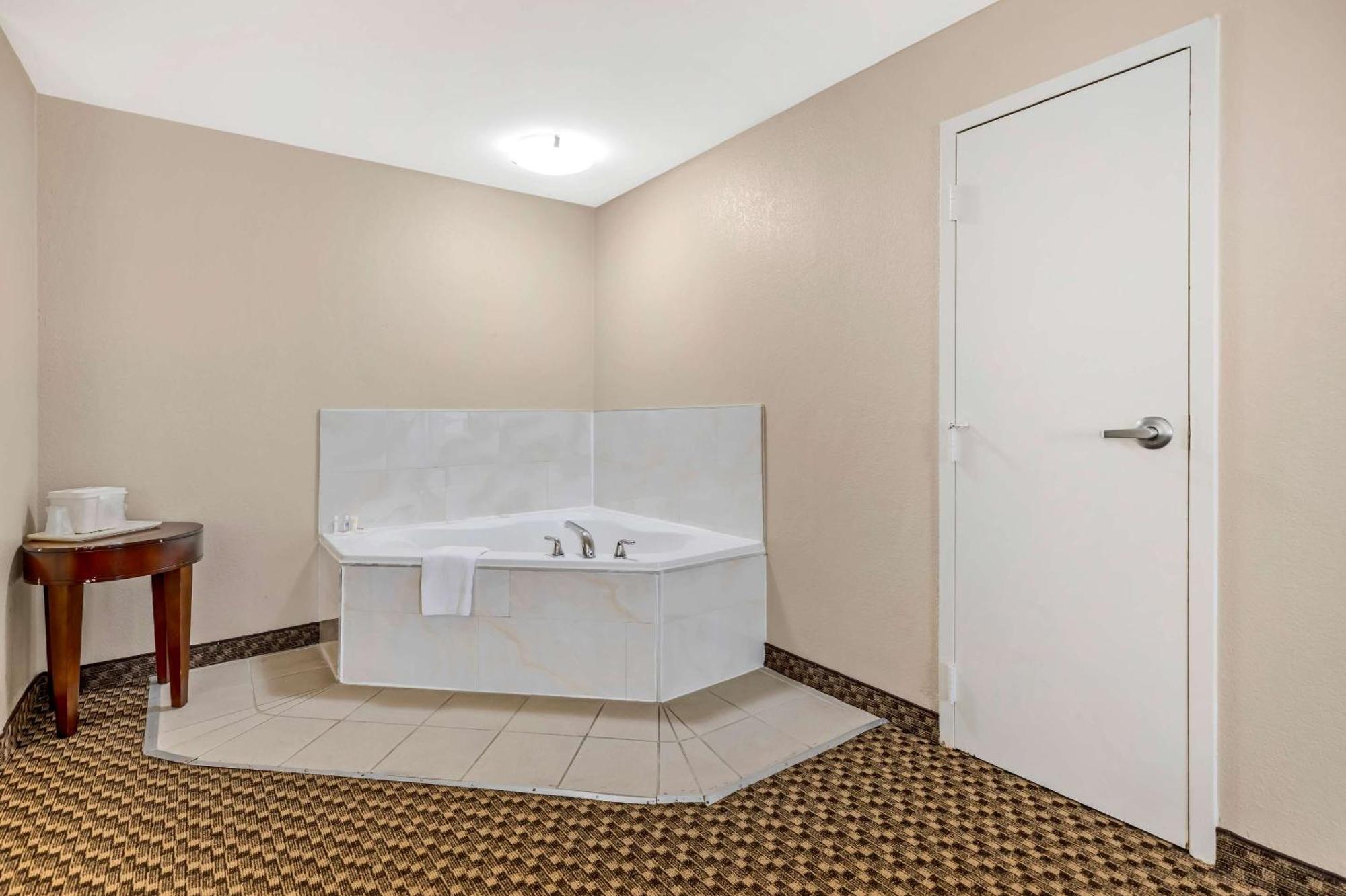 Comfort Suites Port Allen - Baton Rouge Luaran gambar